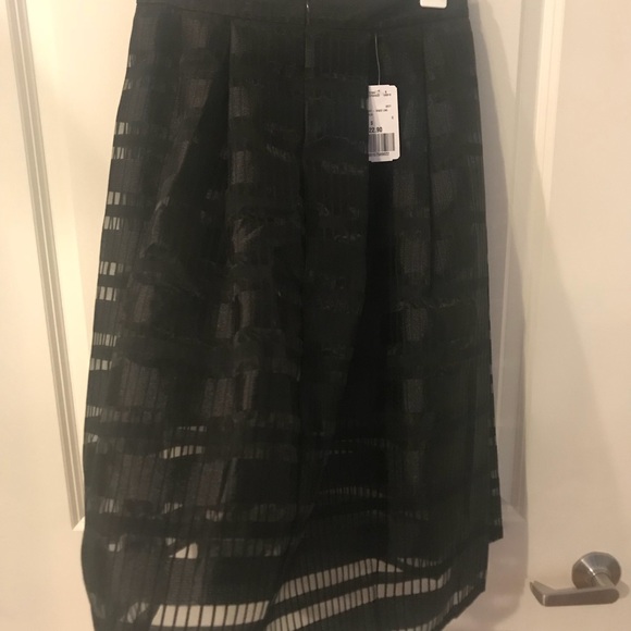 Knee length black skirt! - Picture 2 of 2